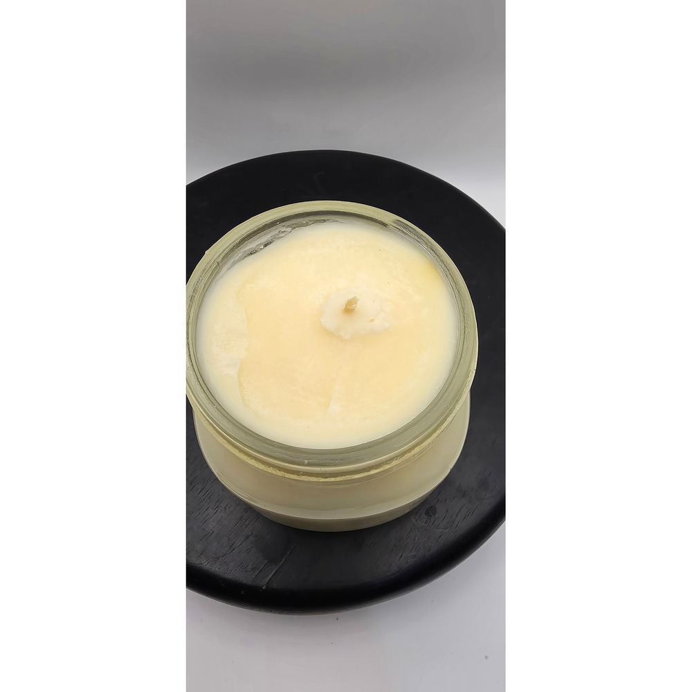 The Gingerbread House Caramel Cinnamon Latte 8oz Soy Scented Candle Jar - Picture 4 of 4